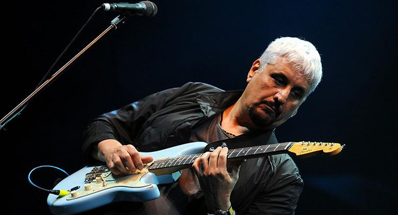Il cantautore napoletano Pino Daniele