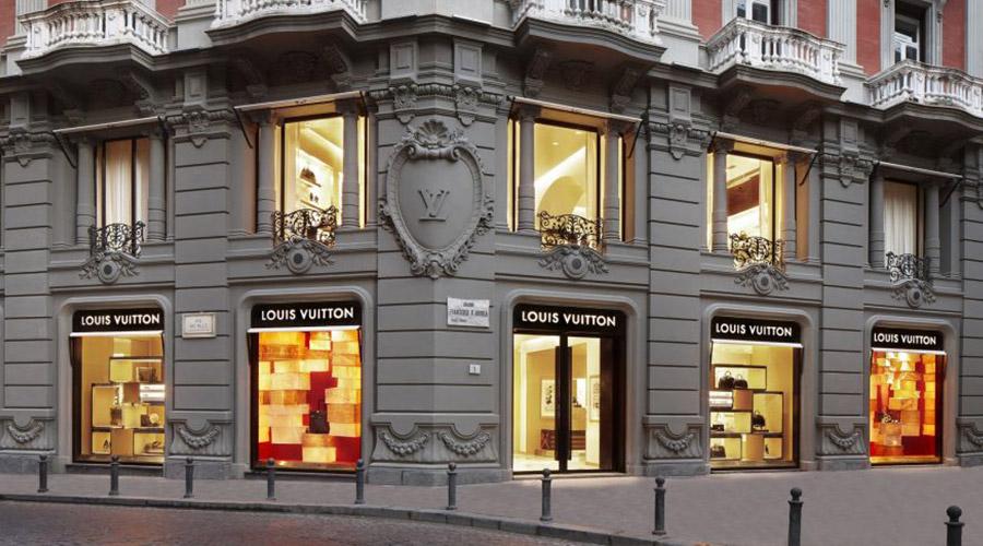 Via dei Mille Napoli