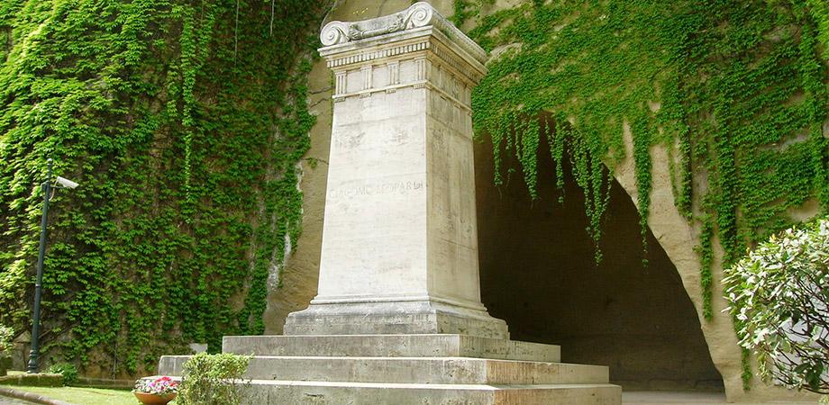 Il parco Vergiliano a Napoli Il parco Vergiliano a Napoli