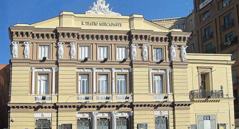 Il Teatro Mercadante a Napoli