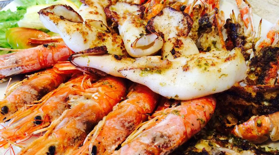 The best and seafood restaurants in Naples