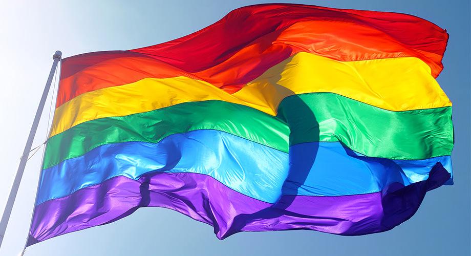 Clubs, Bars, Plätze und Plätze für die LGBT-Community in Neapel