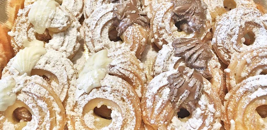 Dolci Gone with the Wind of Colmayer Pastry in Naples