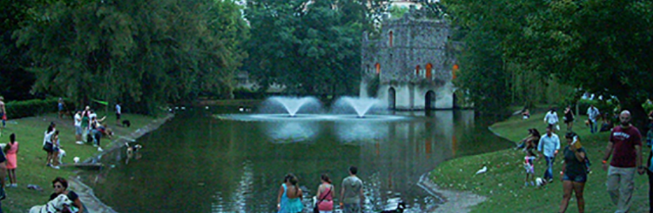 ナポリのモストラドルトレマーレにあるフェアレス池