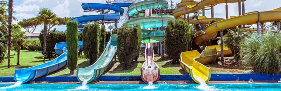 Pareo Park in Naples with games and baby animation Slides of Pareo Park in Naples with games and baby animation
