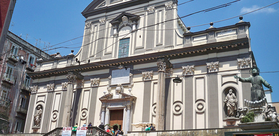 Basilica di San Paolo Maggiore a Napoli