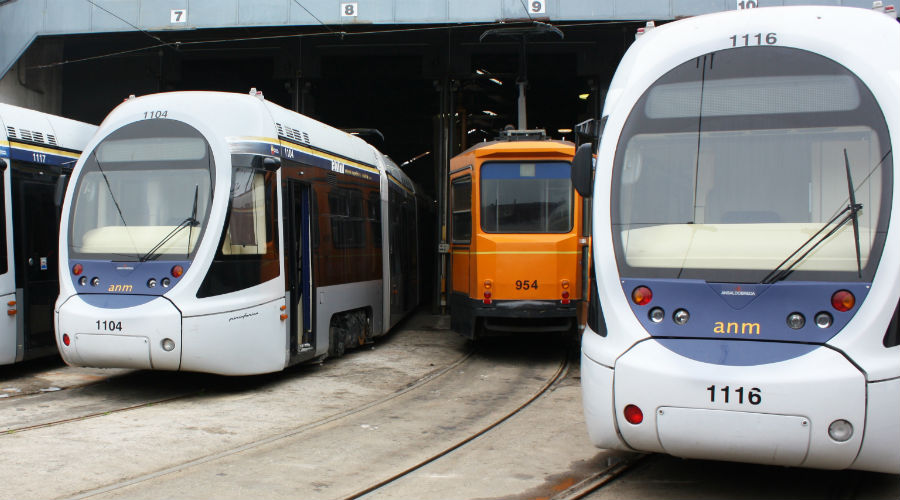 informazioni su bus e tram a napoli
