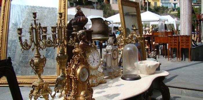 Neapolitanische Antiquitätenmesse