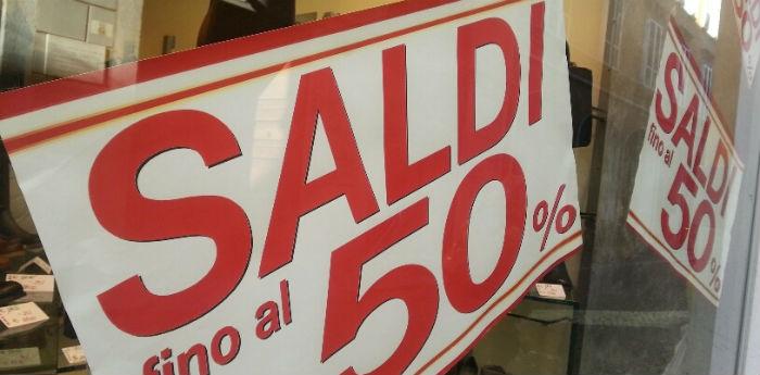 Saldi estivi Napoli