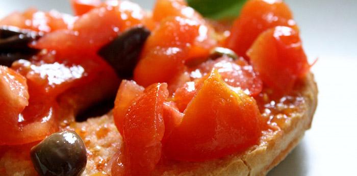 bruschetta com tomate