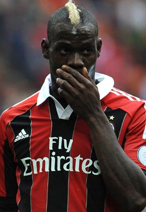 balotelli decepcionou Milan-Napoli: após 27 anos os Azzurri conquistam o San Siro