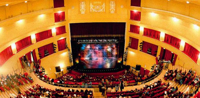 Augusteo Theater Neapel