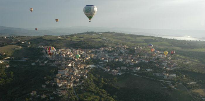 27esimo Raduno Internazionale di Mongolfiere a Fragneto Monforte (BN)