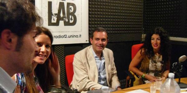 De Magistris ai microfoni della F2 Radio Lab, la web radio della Federico II