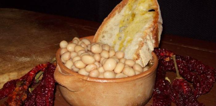 Dish made of Controne beans prepared for the festival