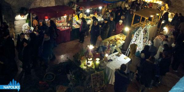 Mercados navideños instalados dentro del castillo