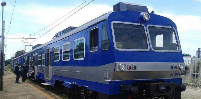 il nuovo ellettrotreno della cumana di napoli