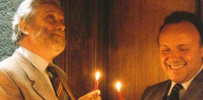 Une scène du film Così a parlé de Bellavista avec Luciano De Crescenzo