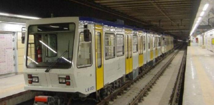 Foto da linha 6 do metrô de Nápoles