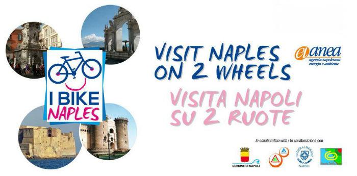 Cartel de la iniciativa I Bike Naples, recorrido en bicicleta por la ciudad de Nápoles