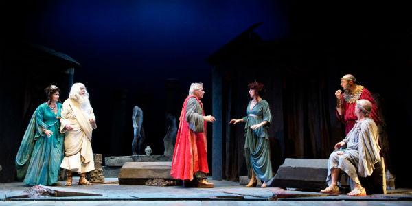 Performance scene The Menecmi of Tato Russo on stage at the Teatro Augusteo in Naples