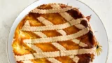 Ricetta della pastiera napoletana, come prepararla, ingredienti e storia