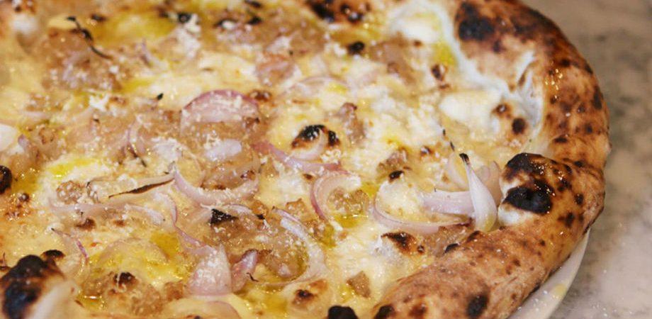 Pizzería 50 Kalo La pizza de la pizzería 50 Kalo