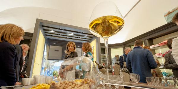 Wine tasting for the Wine & Thecity festival in Naples in 2014