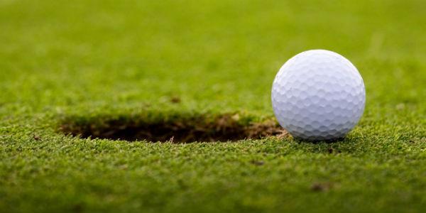 Golf dans le parc du Palais Royal de Caserte