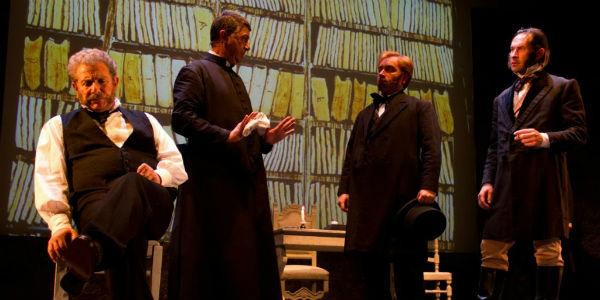 那不勒斯的Mastro Don Gesualdo Teatro Bellini