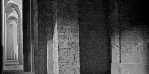 I sotterranei gotici della Certosa di San Martino a Napoli