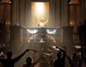 El musical Evita presentado en el Teatro Cilea de Nápoles