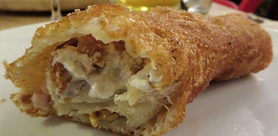 Starita a Materdei жареная пицца Starita a Materdei жареная пицца