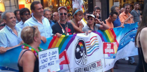 Neapel als das nationale Hauptquartier der Gay Pride 2014? Das Ja von De Magistris