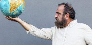 Giobbe Covatta in scena al Teatro Troisi di Napoli con “6 Gradi”
