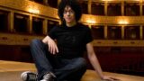 Giovanni Allevi alla Feltrinelli di Napoli a gennaio 2015