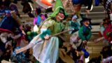 La Befana в чулке в Торре дель Греко для Богоявления 2015