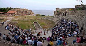 Vorschläge in der Abenddämmerung bei 2015 Park Pausilypon, komplettes Programm