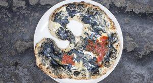 Джино Сорбильо изобретает пиццу Модильяни, посвященную известному художнику