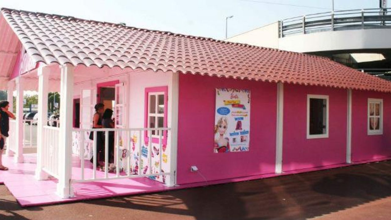 Casa di Barbie di 84 mq nella Villa Comunale di Napoli per il Pink 