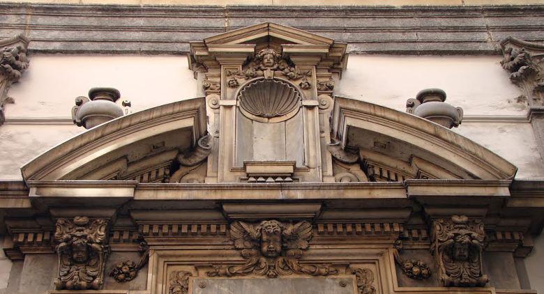 Église de Santa Maria della Pace à Naples