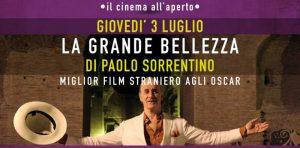 الجمال العظيم في السينما في الهواء الطلق في Agnano Hippodrome (نابولي)