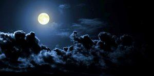 La notte della Super Luna: il 12 luglio il satellite sembrerà molto più grande