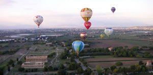 Internationales Festival der Heißluftballons Paestum (Salerno)