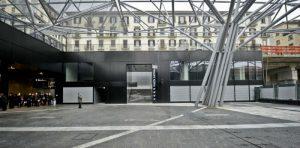 سوء الاحوال الجوية في نابولي ، محطة غاريبالدي مغلقة