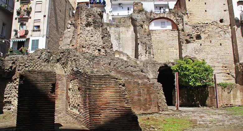 Archäologisches Gebiet von Carminiello ai Mannesi in Neapel