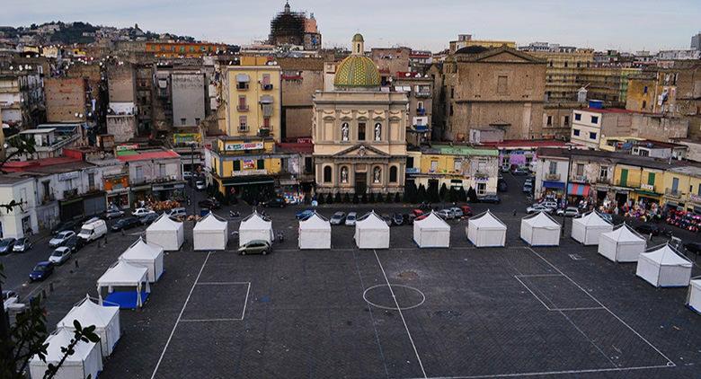 Praça do mercado em Nápoles