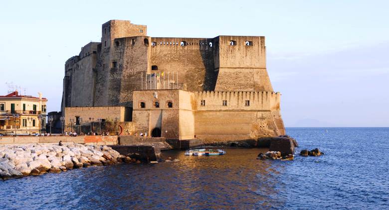 castel dell ovo