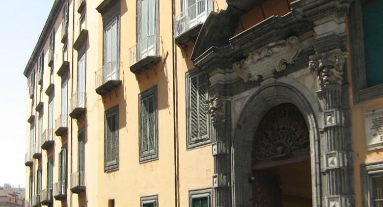 Palazzo Pignatelli di Monteleone auf der Piazza del Gesù in Neapel