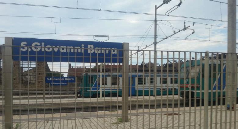 stazione di san giovanni / barra della metropolitana di napoli linea 2